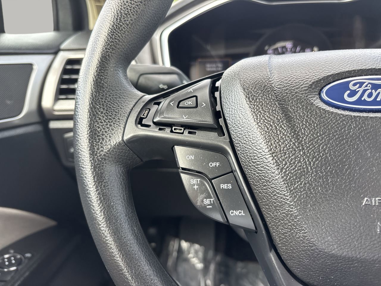 2018 Ford Fusion Hybrid S photo 19