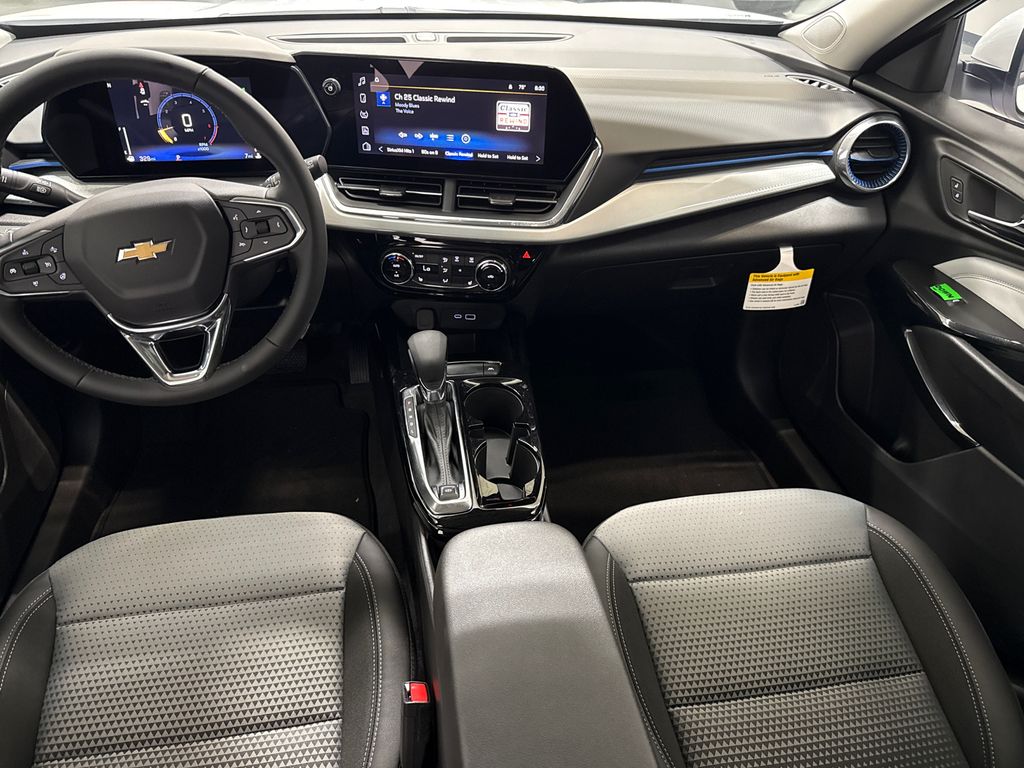 2026 Chevrolet Trax LT photo 22