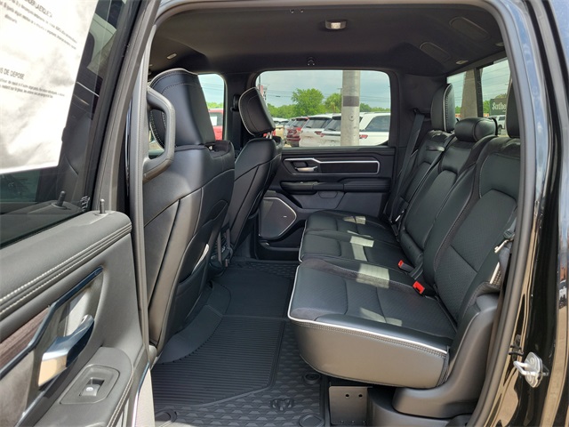2025 Ram 1500 Laramie photo 10