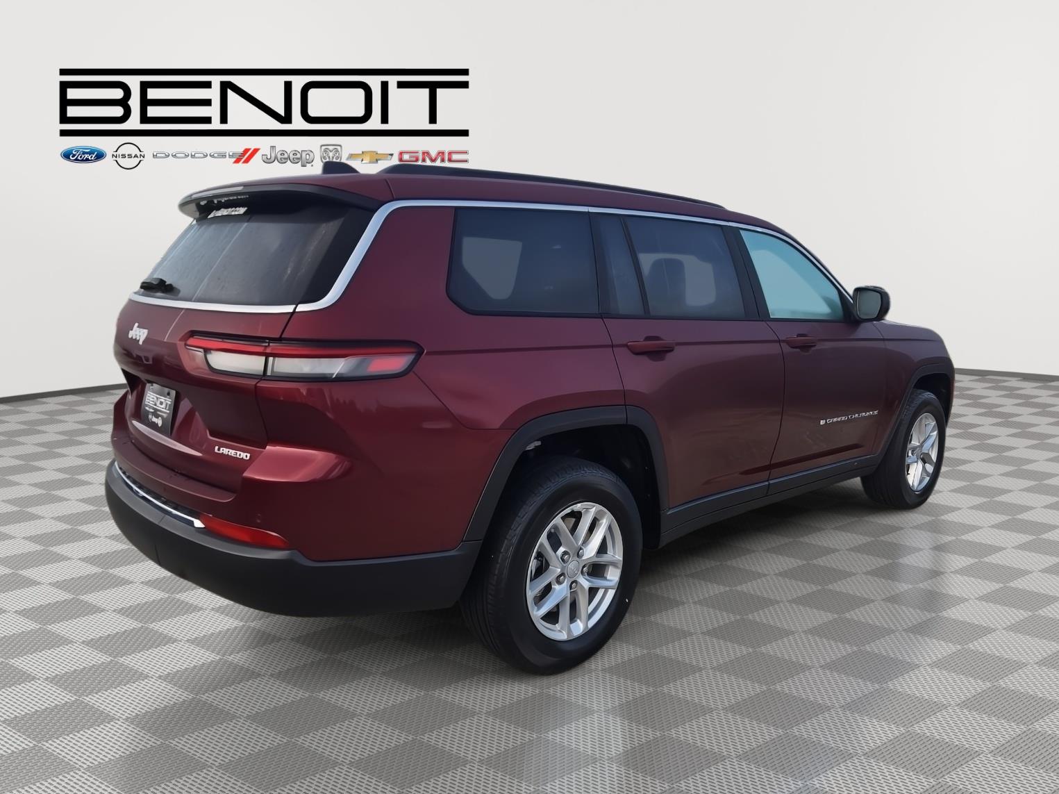 2025 Jeep Grand Cherokee Laredo X photo 5