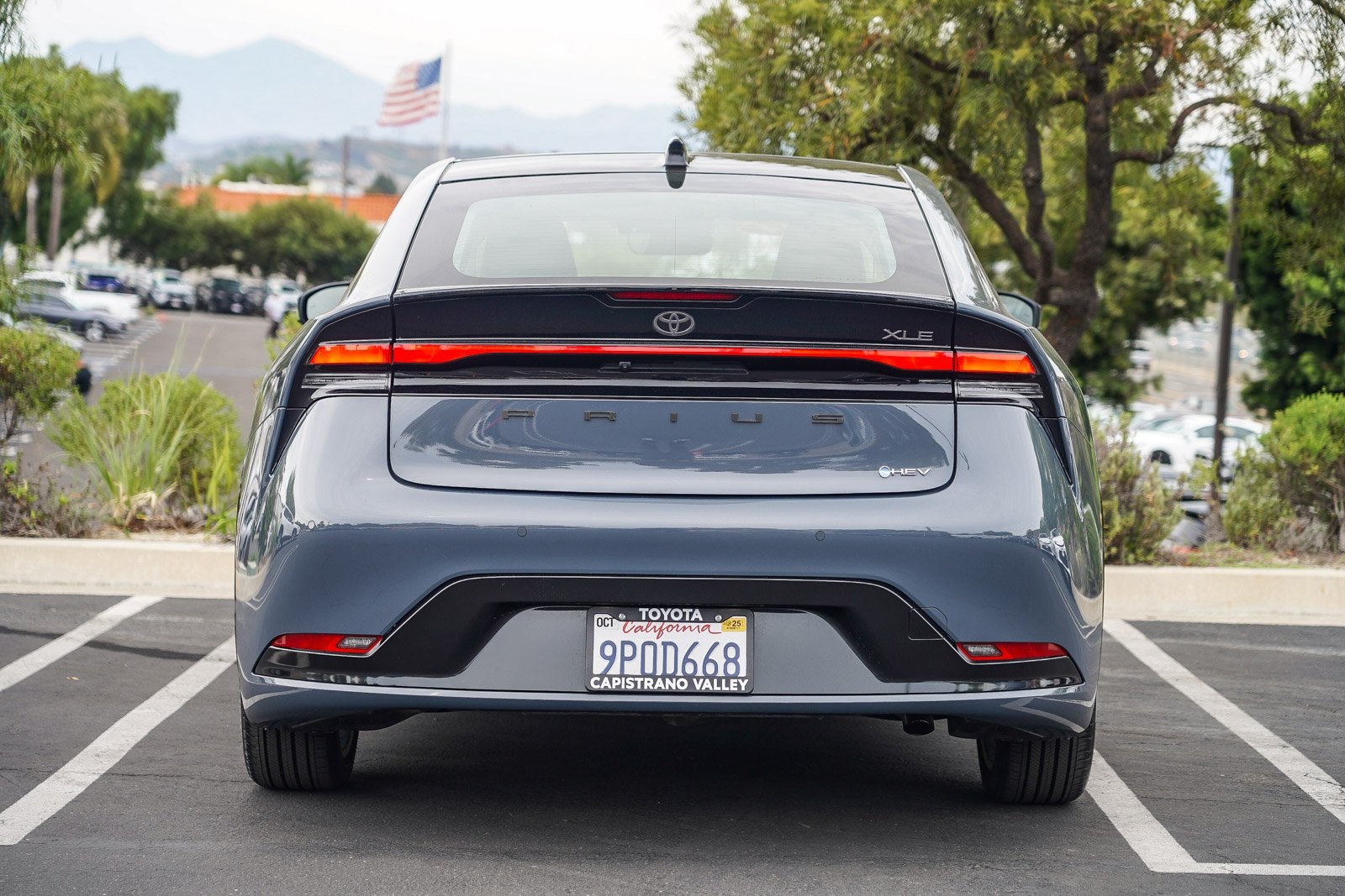 2024 Toyota Prius XLE photo 6