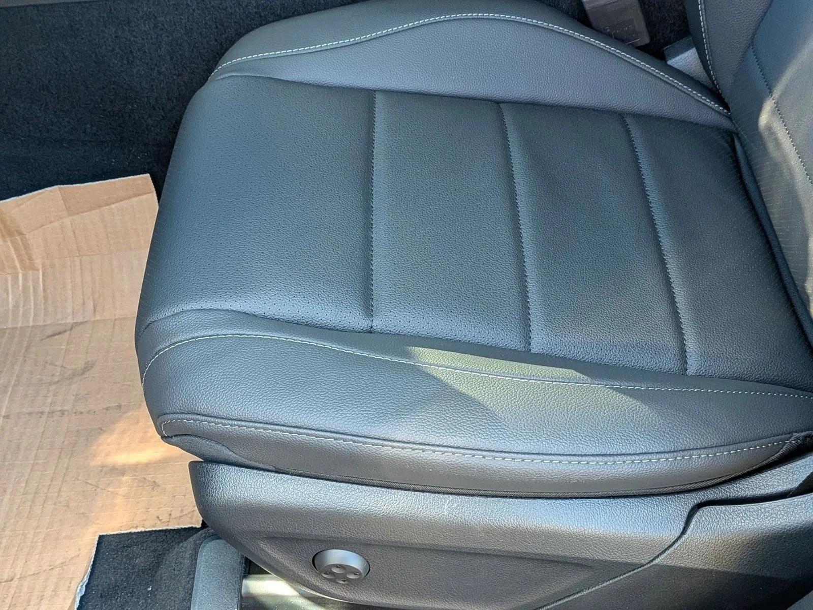 2026 Mercedes Benz GLE 350 4MATIC photo 4