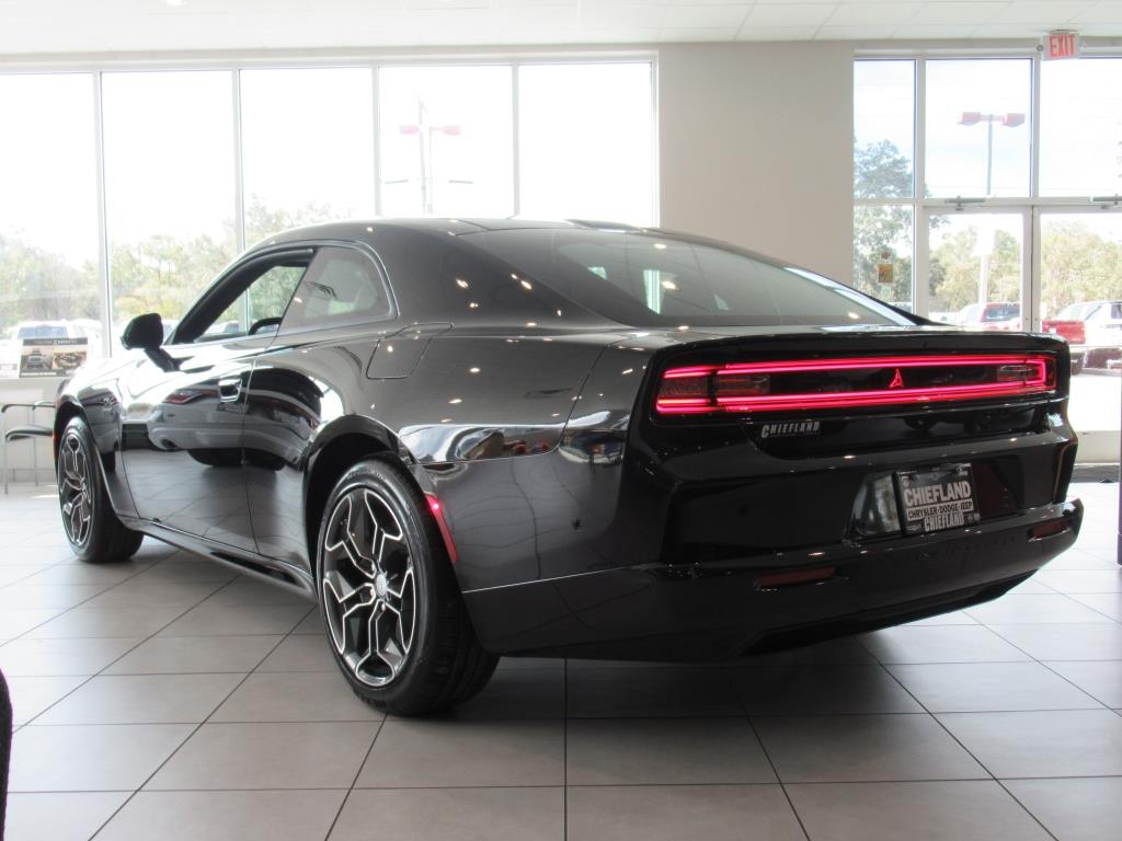 2024 Dodge Charger R/T photo 5