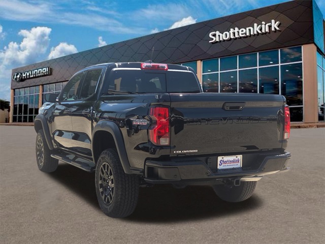 2024 Chevrolet Colorado Trail Boss photo 4