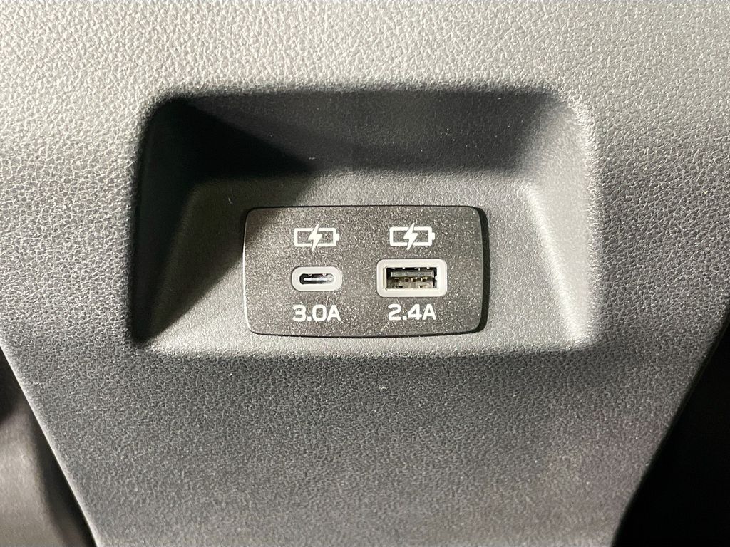 2025 Subaru Crosstrek Limited photo 22