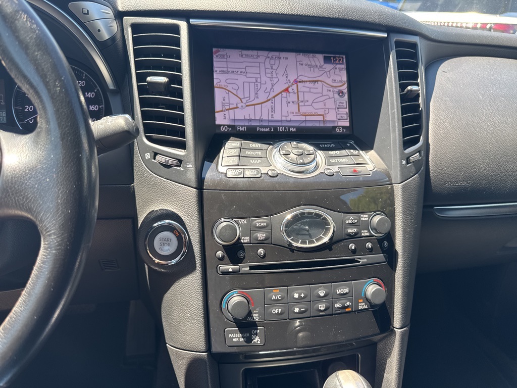 2013 Infiniti FX37 Base photo 21