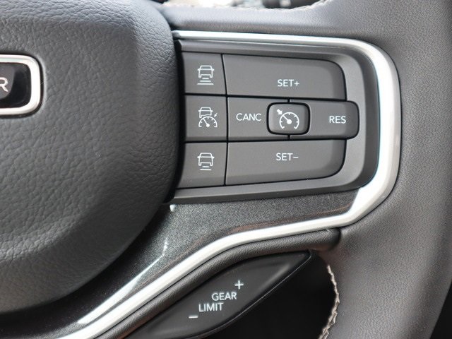 2024 Jeep Wagoneer Base photo 25