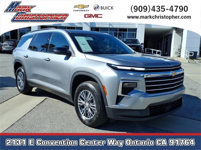 2025 Chevrolet Traverse LT's photo