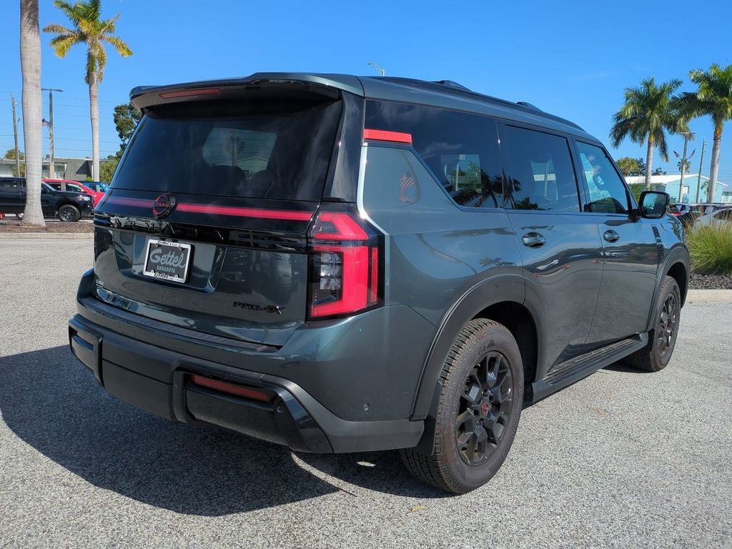2025 Nissan Armada photo 3