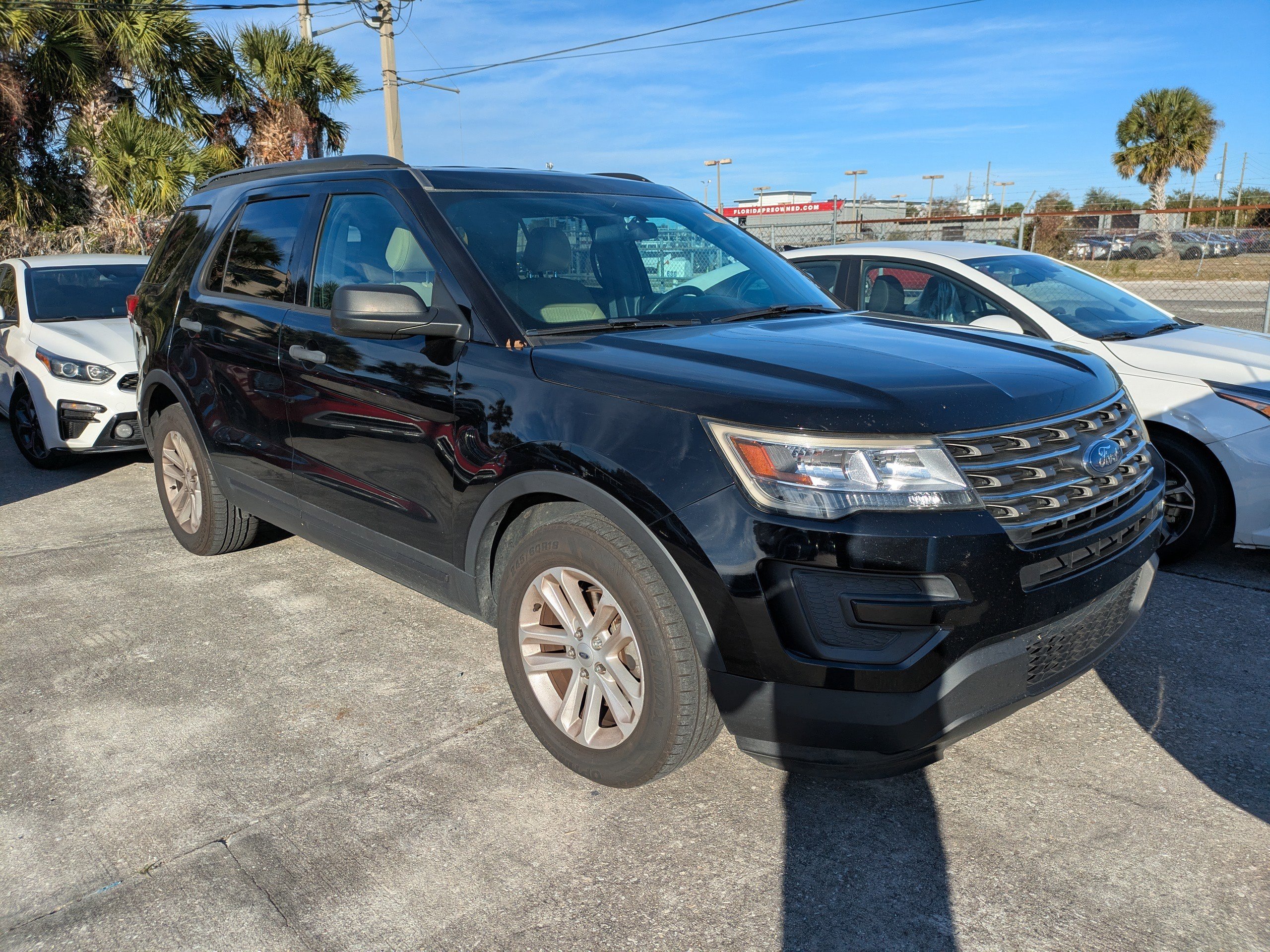 2017 Ford Explorer Base