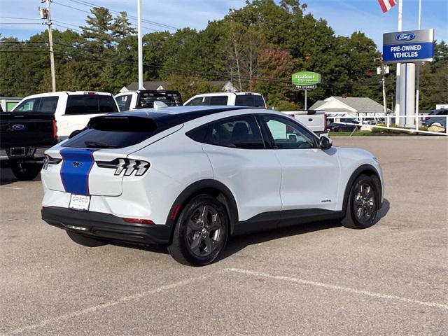 2021 Ford Mustang Mach-E Select photo 3