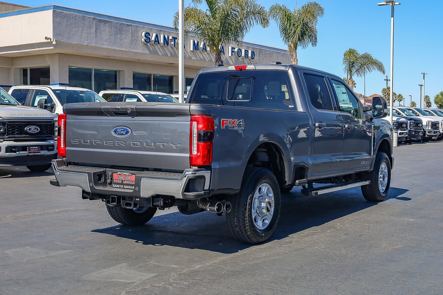 2026 Ford F-250 XLT photo 3