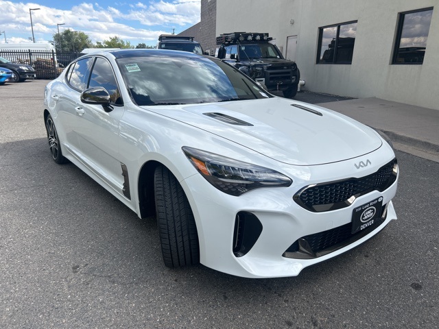 2022 Kia Stinger GT1 photo 13