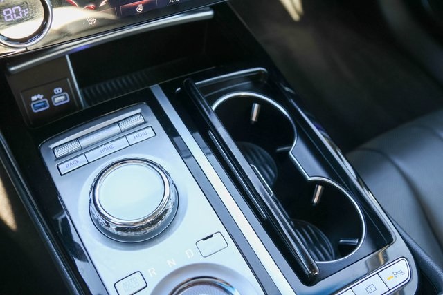 2024 Genesis G80 2.5T photo 23