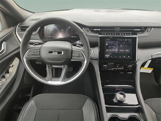 2025 Jeep Grand Cherokee Altitude X photo 8