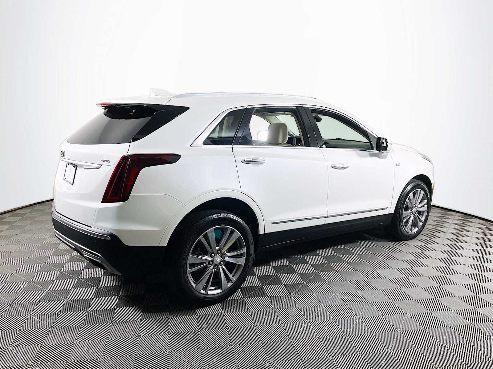 2023 Cadillac XT5 Premium Luxury photo 4