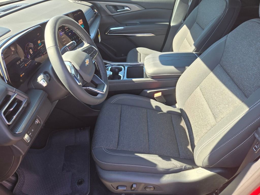 2026 Chevrolet Traverse photo 5