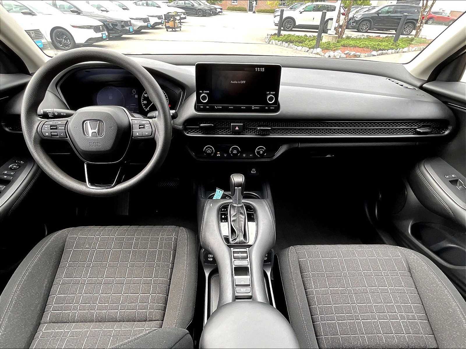 2024 Honda HR-V LX photo 21