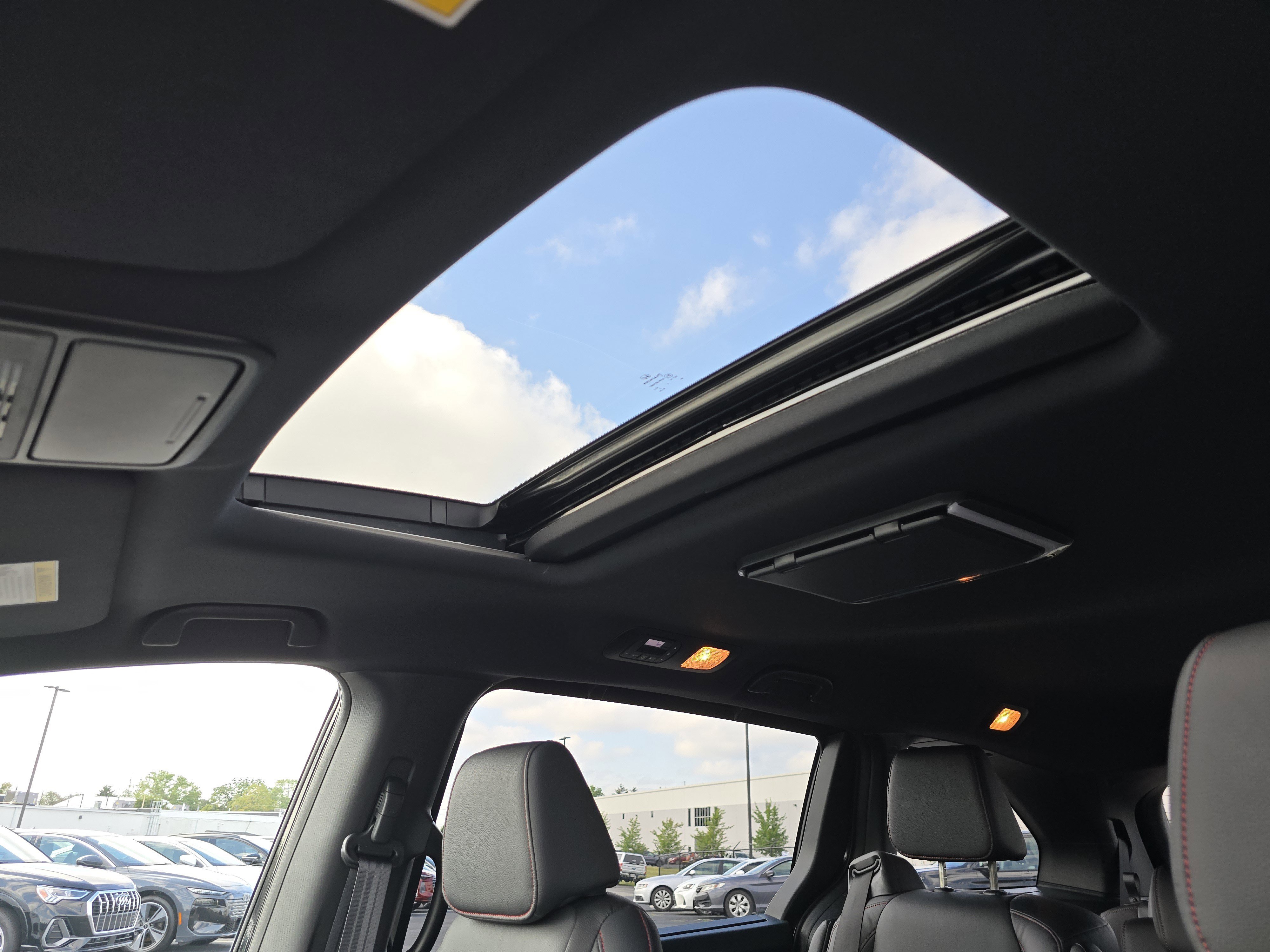 2024 Honda Odyssey Sport photo 4