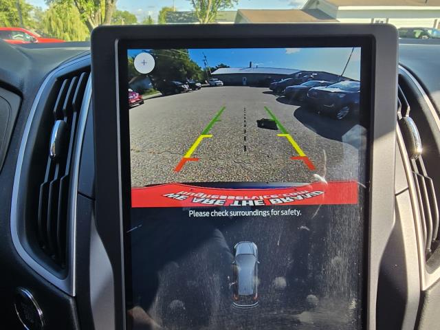 2023 Ford Edge SEL photo 18