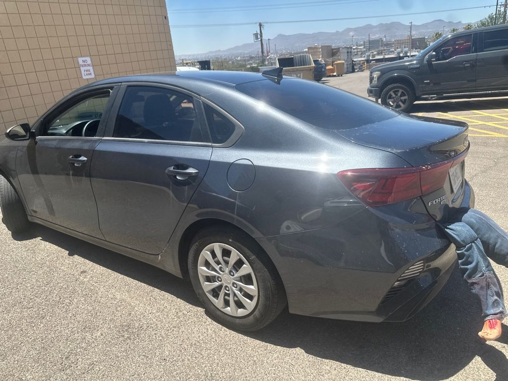 2023 Kia Forte LX photo 12