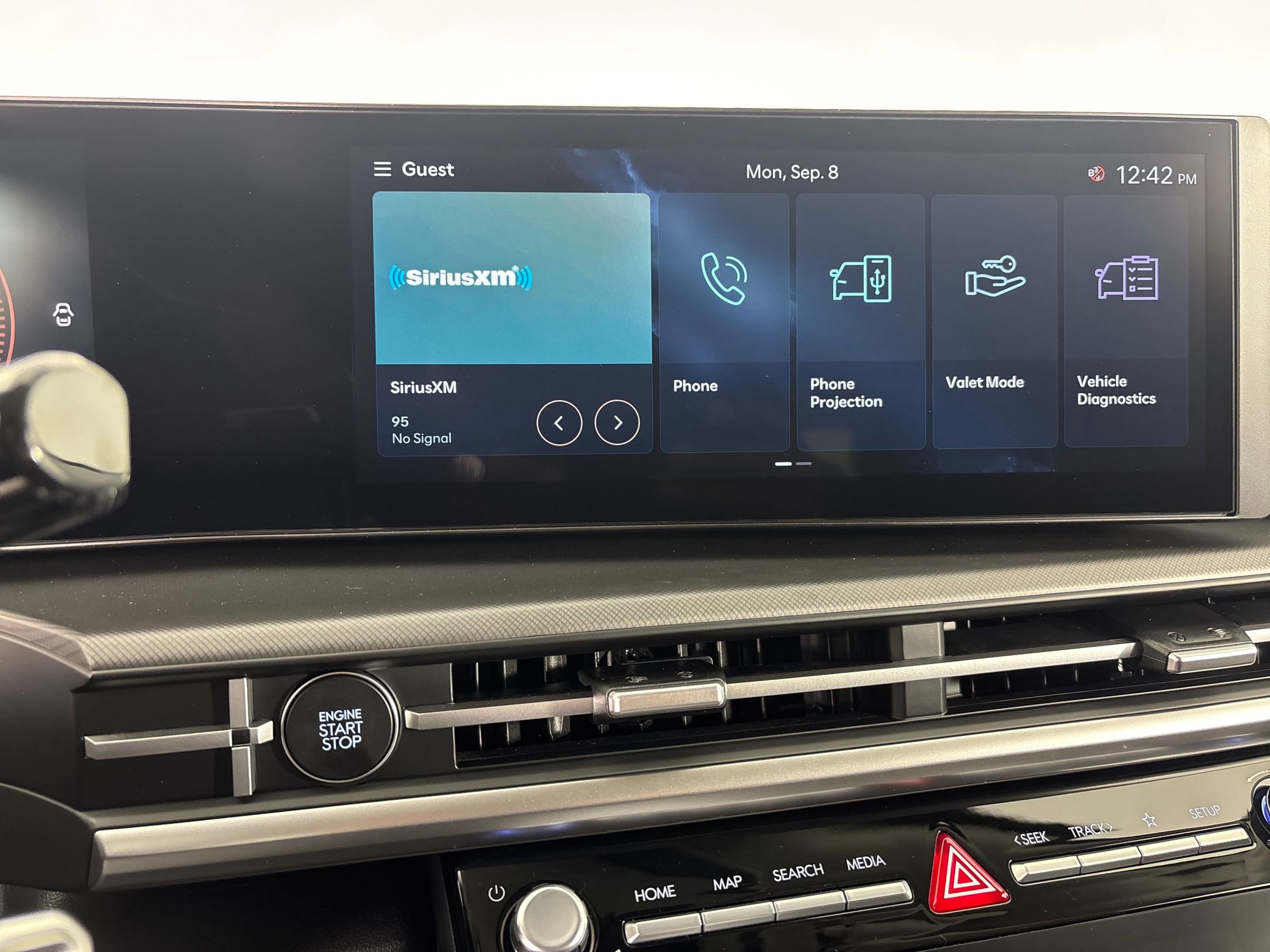 2026 Hyundai Santa Fe SEL photo 25