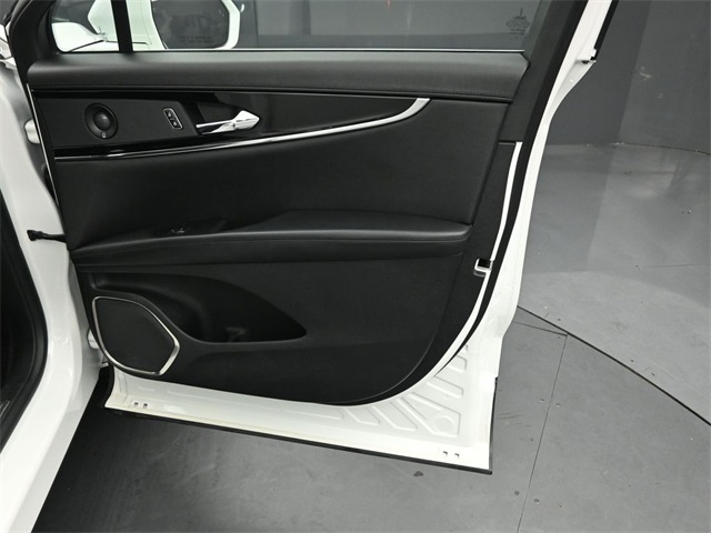 2023 LINCOLN NAUTILUS - Image 33