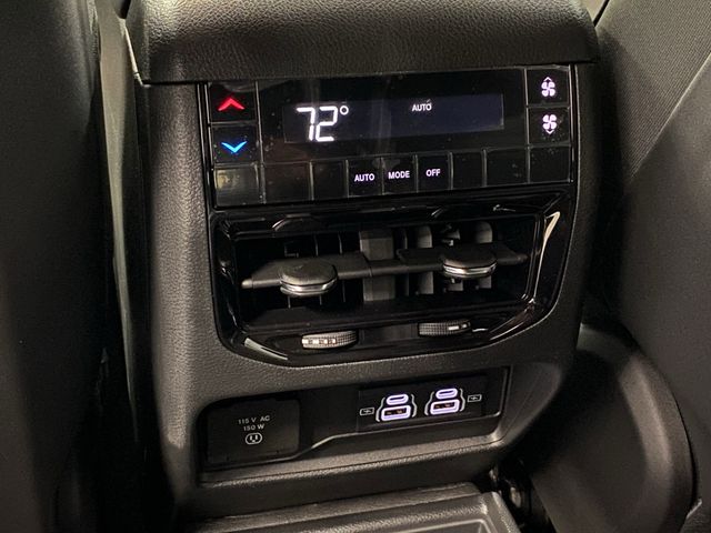 2025 Jeep Grand Cherokee Altitude photo 34