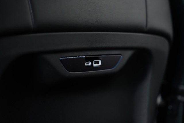 2026 Chrysler Pacifica photo 26