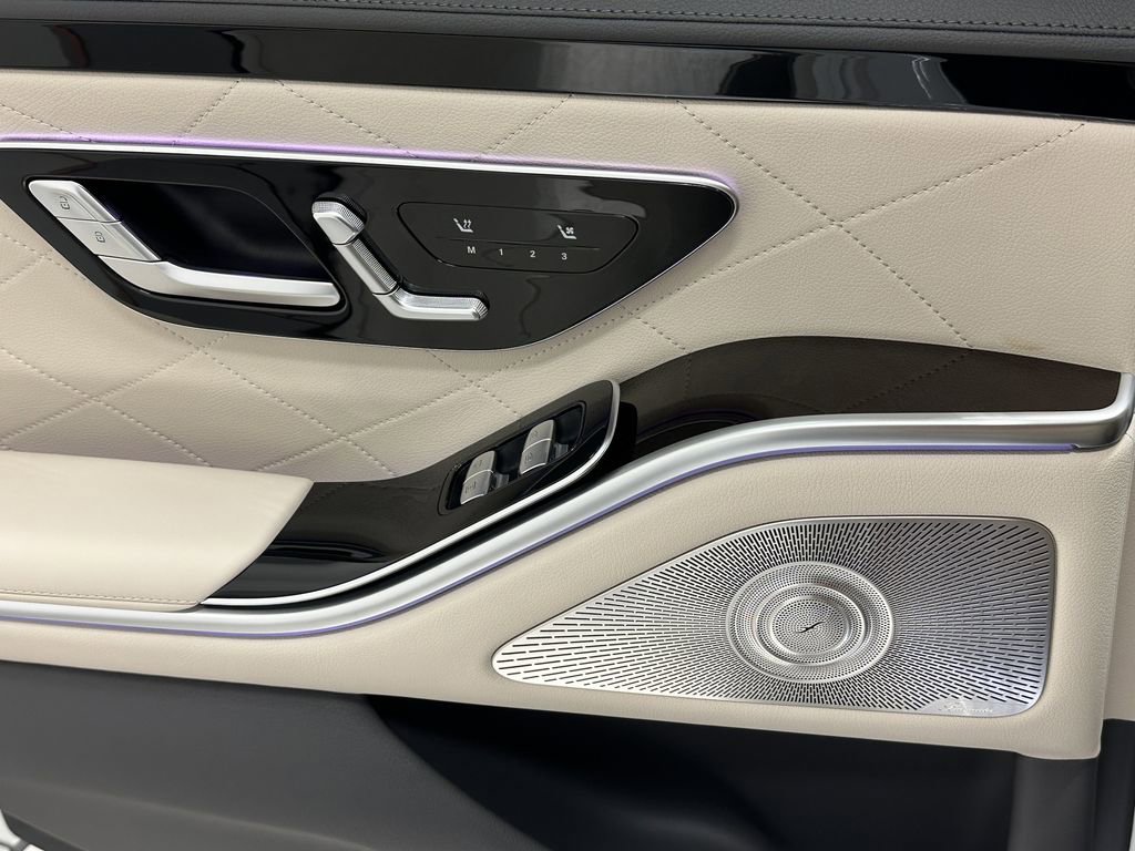 2026 Mercedes Benz S 500 4MATIC photo 25