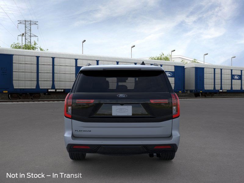 2025 Ford Expedition Platinum photo 5