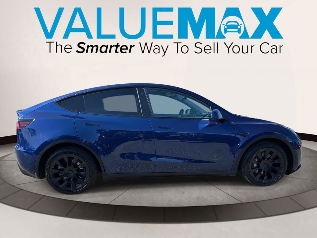 Used 2021 Tesla Model Y Long Range with VIN 5YJYGDEE3MF207936 for sale in Northfield, Minnesota