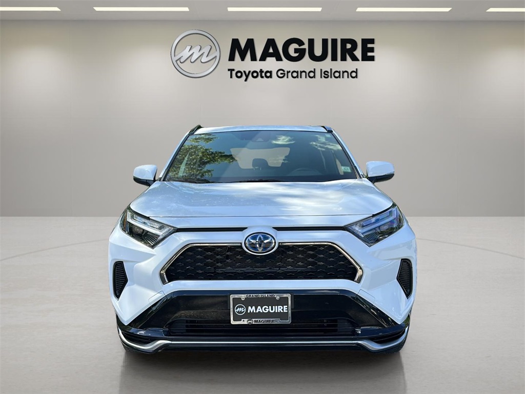 2022 Toyota RAV4 Prime SE photo 8