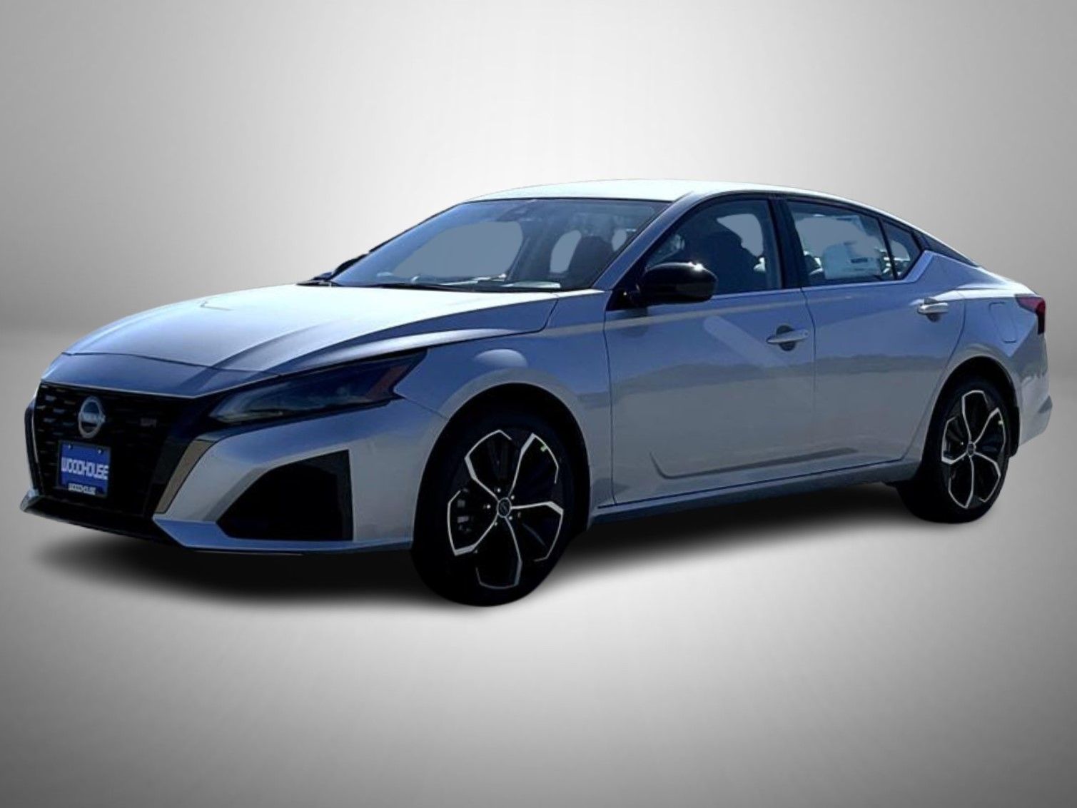 2025 Nissan Altima SR's photo