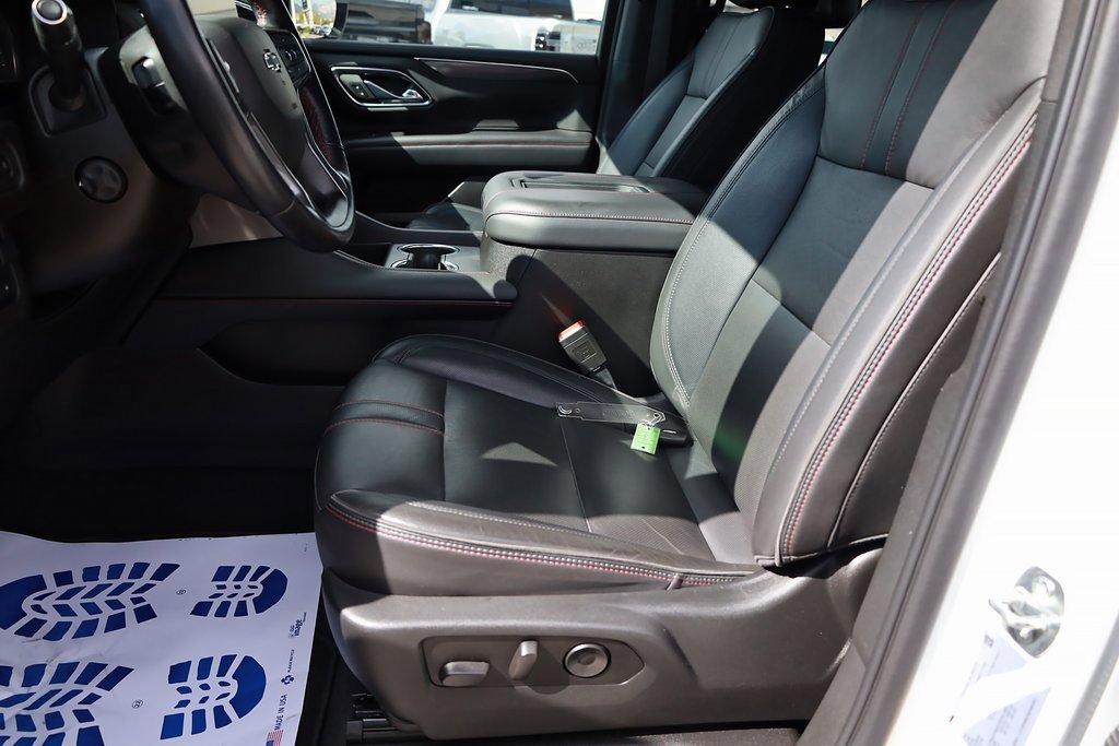 2021 Chevrolet Suburban RST photo 10