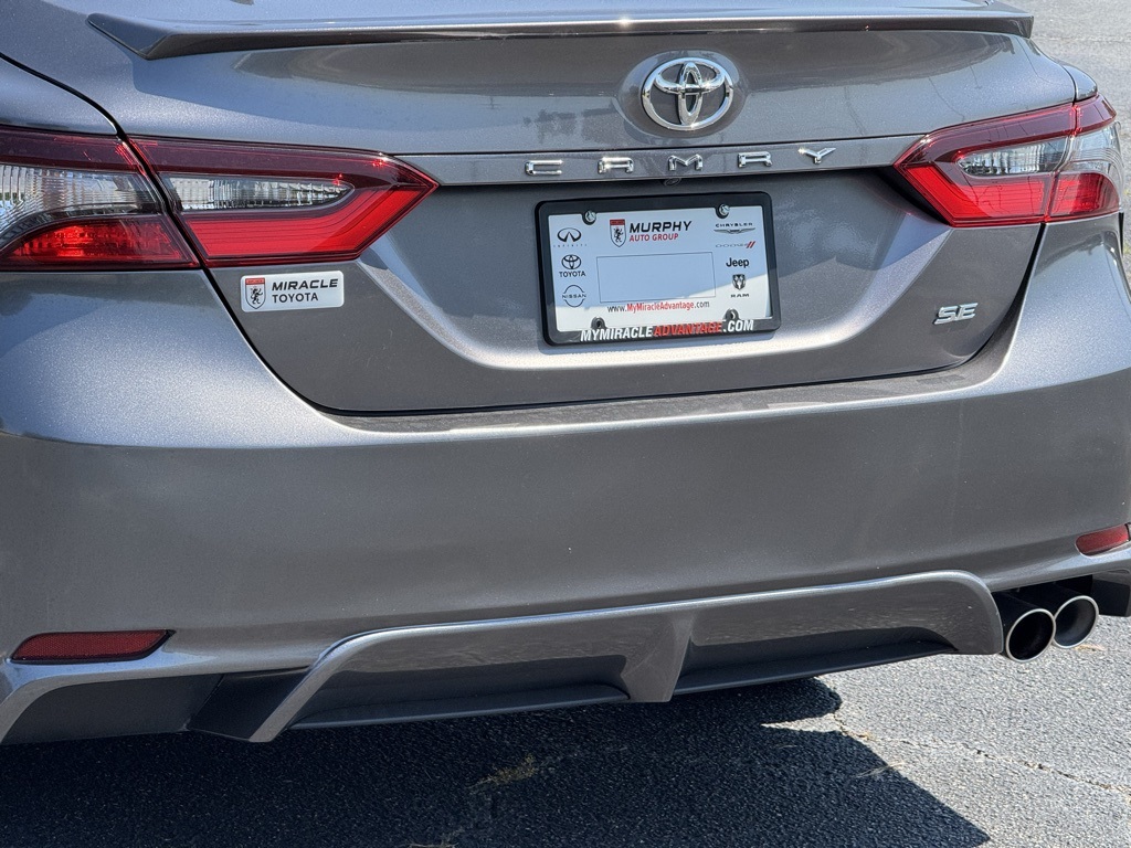 2023 Toyota Camry SE photo 3