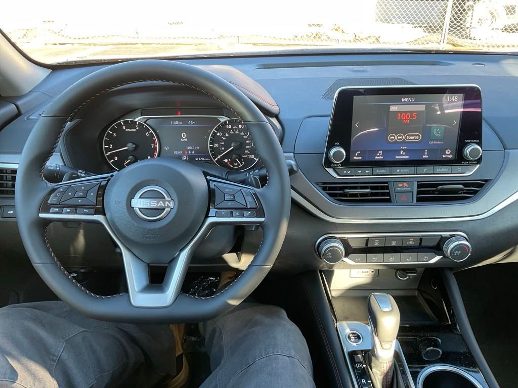 2025 Nissan Altima 2.5 SR photo 15