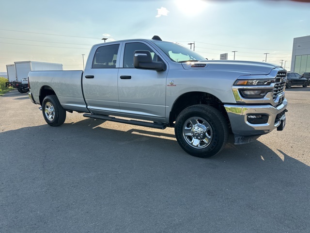 2026 Ram 3500 Tradesman photo 4