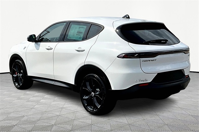 2025 Dodge Hornet GT photo 2