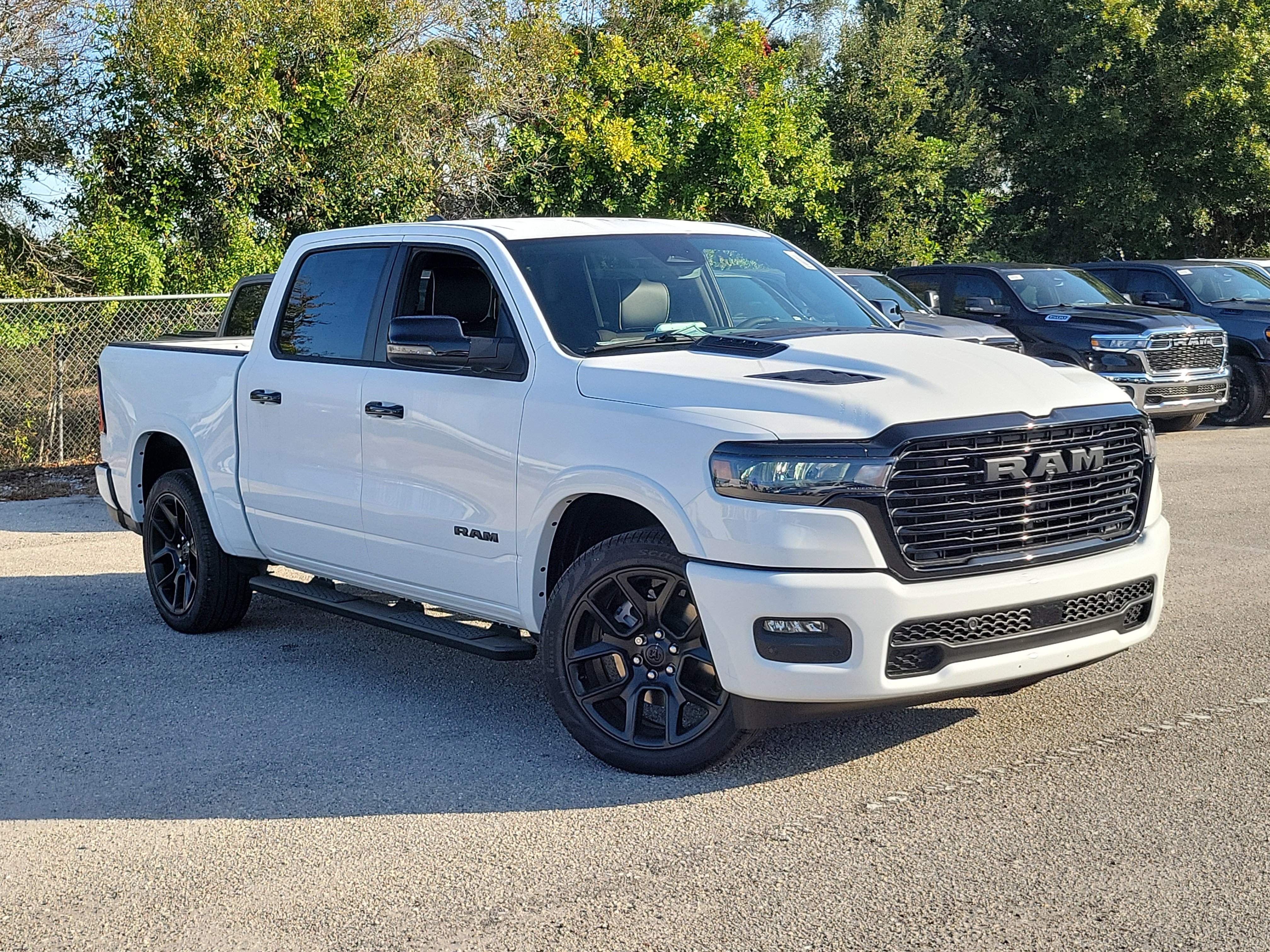 2026 RAM Ram 1500 Pickup Laramie's photo