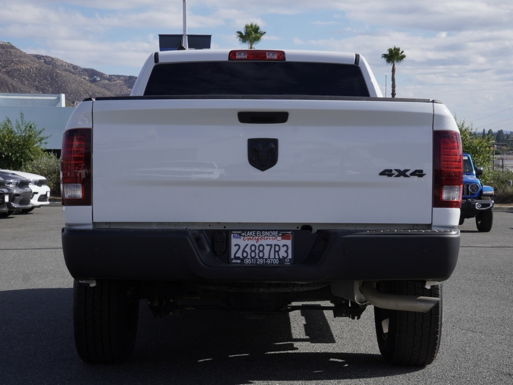 2023 Ram 1500 Classic Warlock photo 3