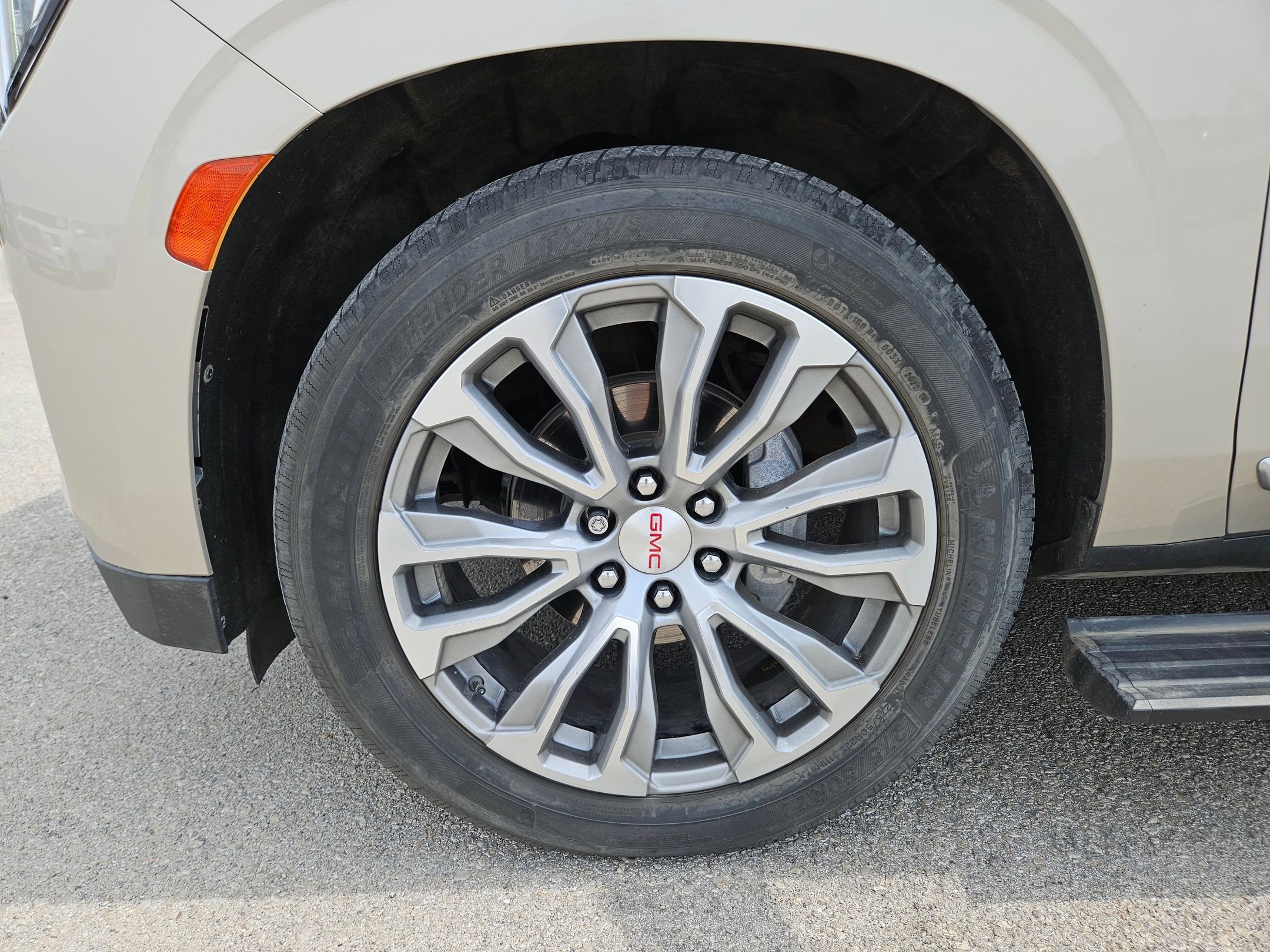2021 Gmc Yukon XL Denali photo 30