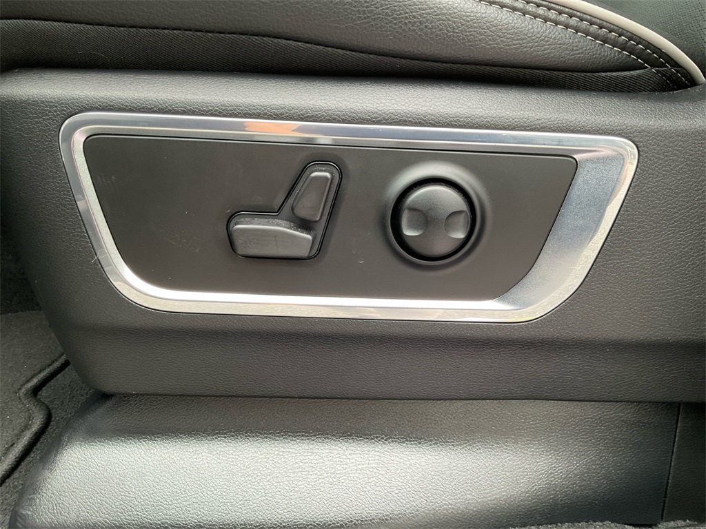 2025 Ram 1500 Laramie photo 33