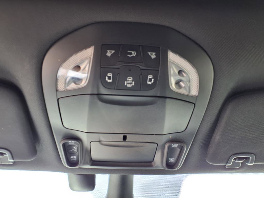 2019 Chrysler Pacifica Limited photo 27
