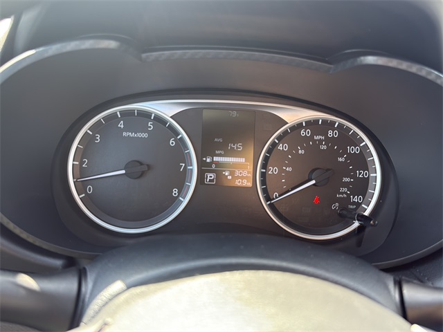 2025 Nissan Versa 1.6 S photo 18