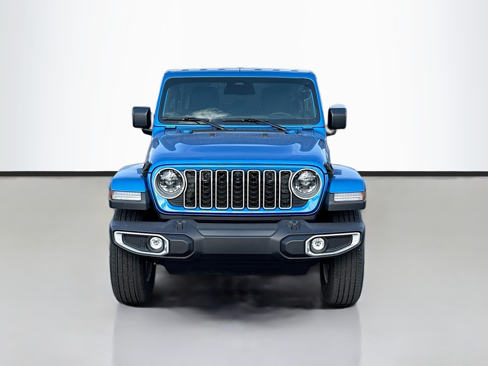 2025 Jeep Wrangler Sahara photo 2