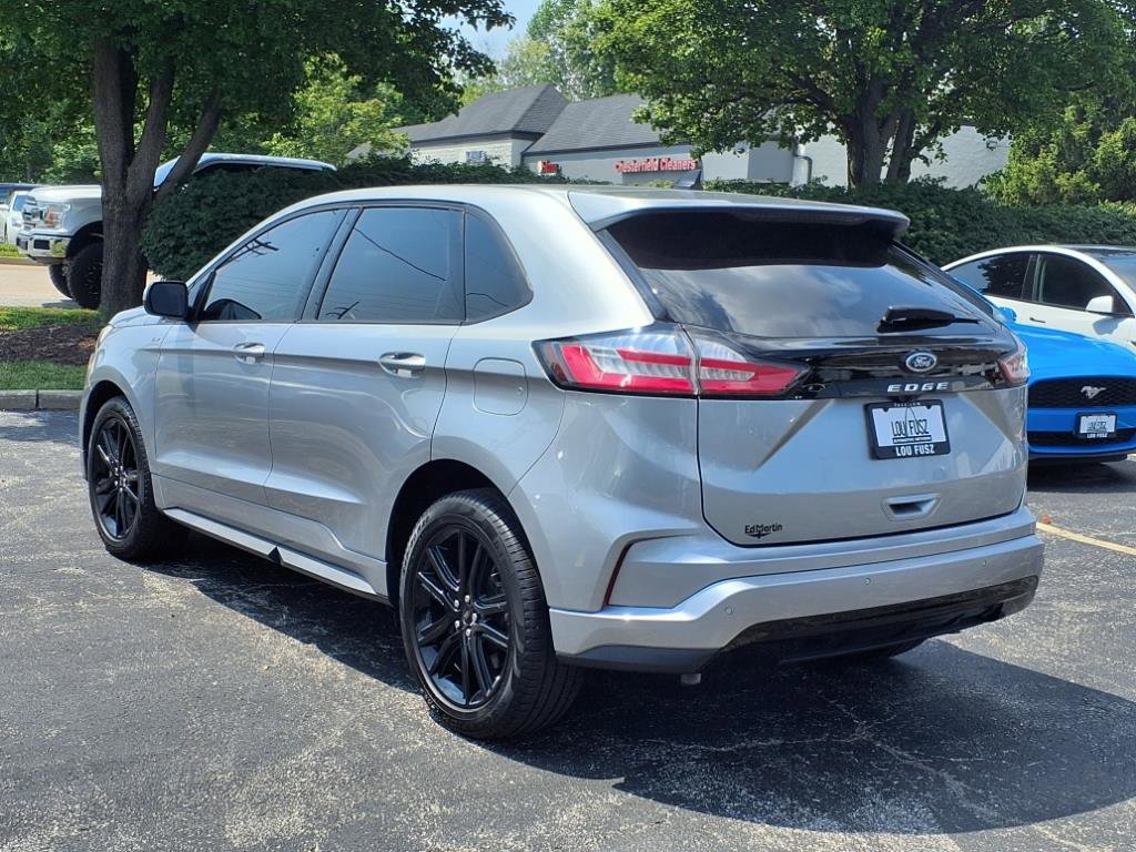 2024 Ford Edge ST-Line photo 25