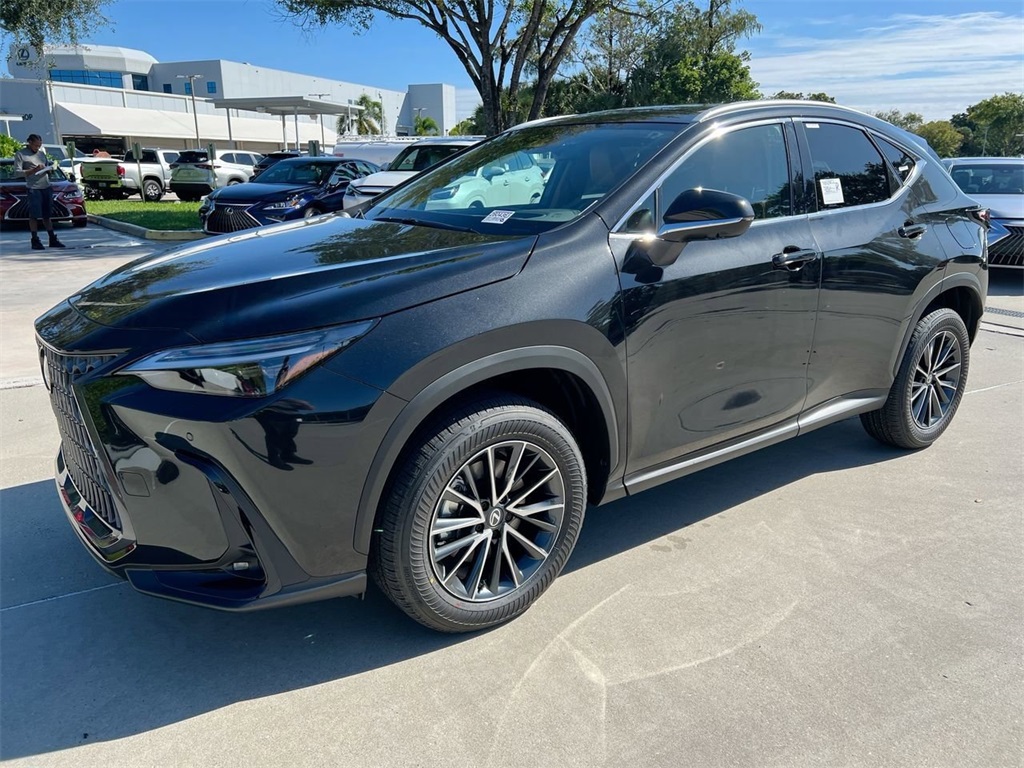 2026 Lexus NX 350 Luxury AWD photo 3