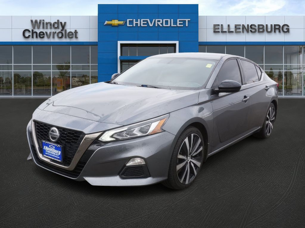2019 Nissan Altima 2.5 SR photo 3