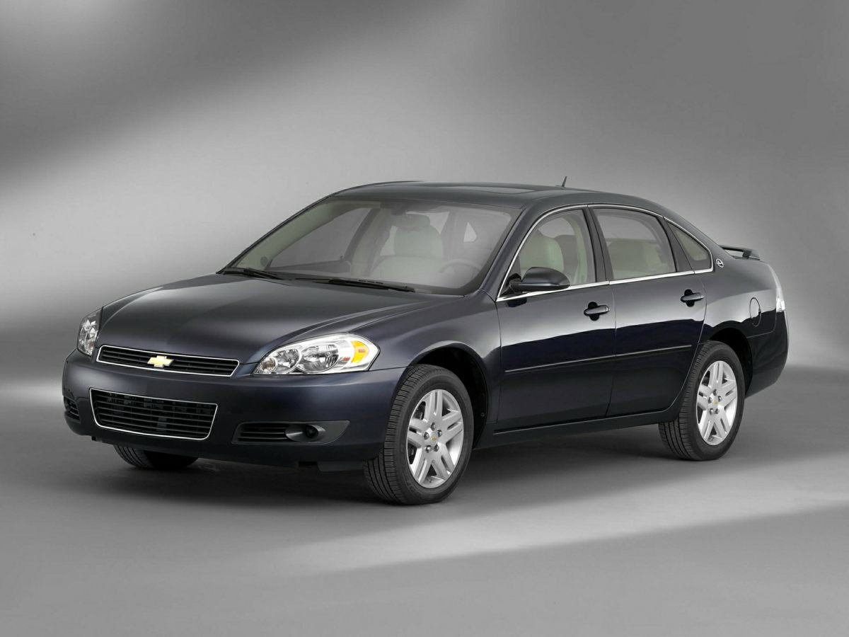 2010 Chevrolet Impala LT's photo